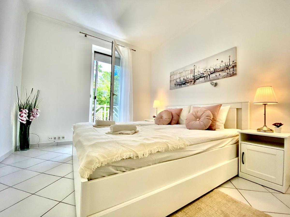 Mirell Apartman Szeged Exterior photo