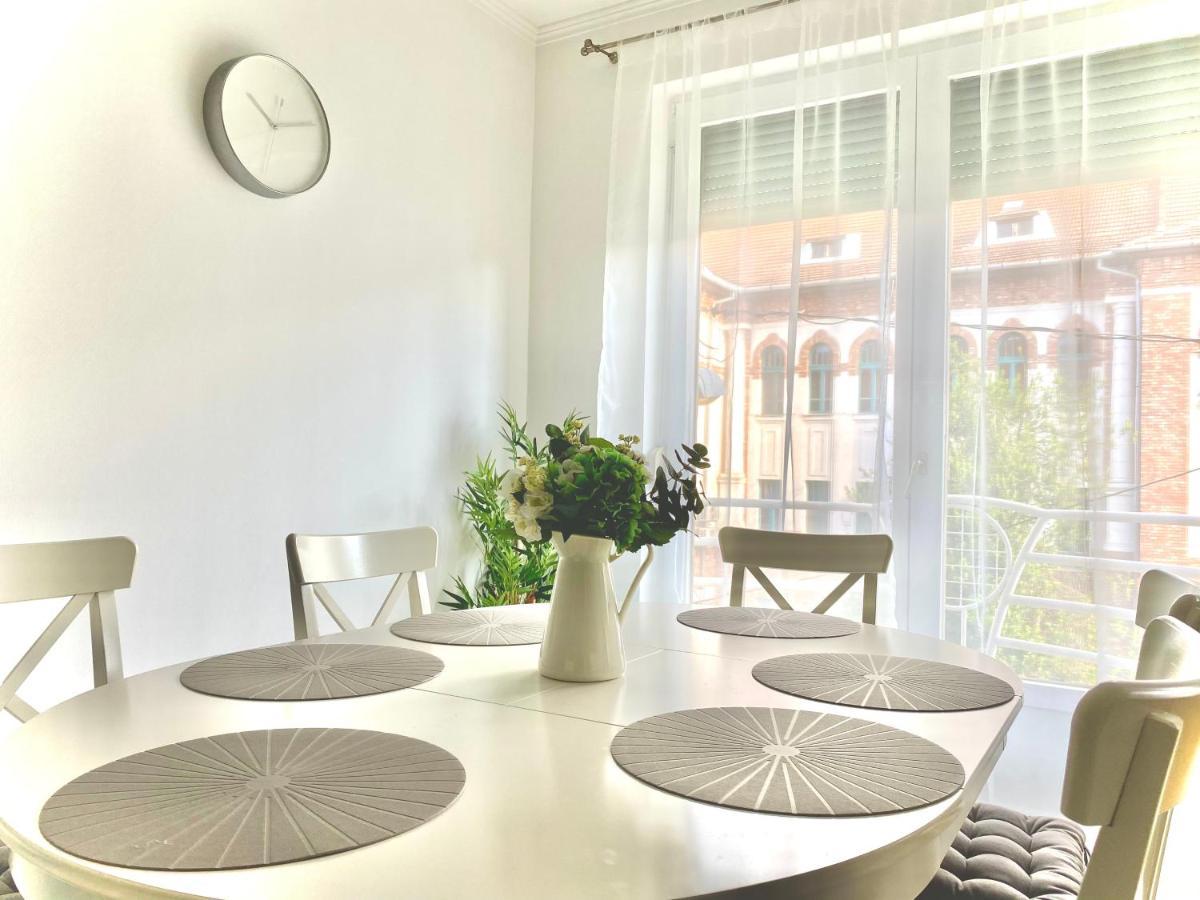 Mirell Apartman Szeged Exterior photo